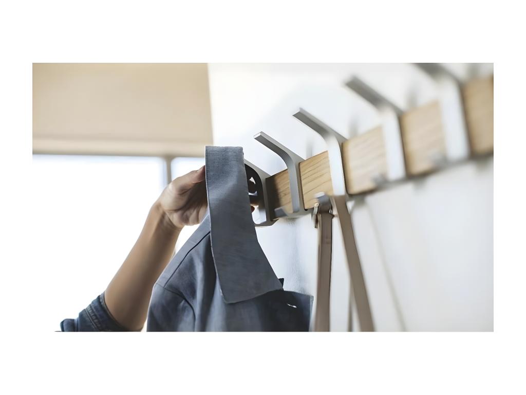 Porte manteaux mural 5 crochets en frêne 26060UQWR